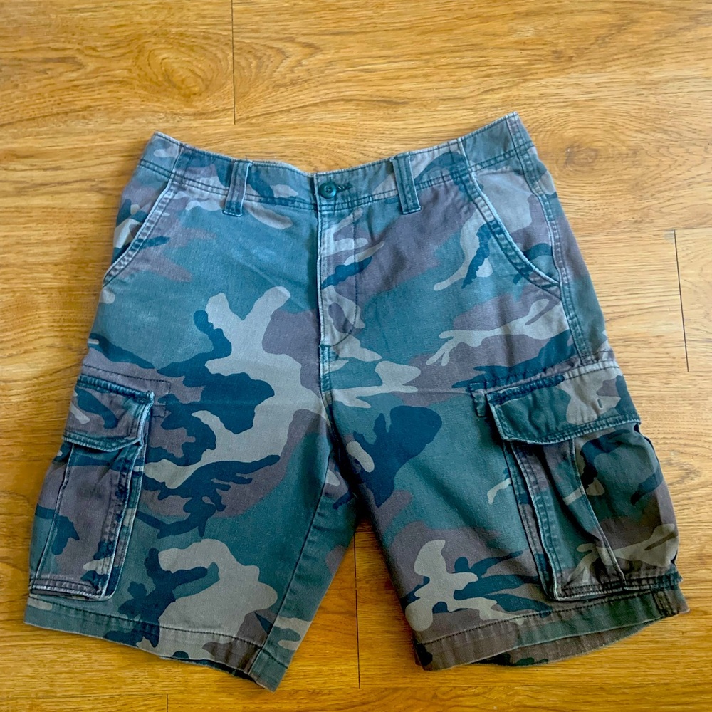 Old Navy Camo Cargo shorts